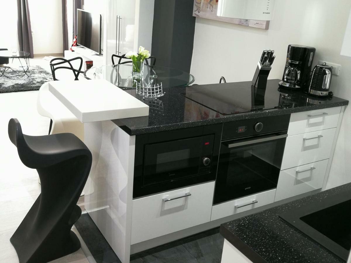 Palladium II City Center Apartments Makarska Exterior photo