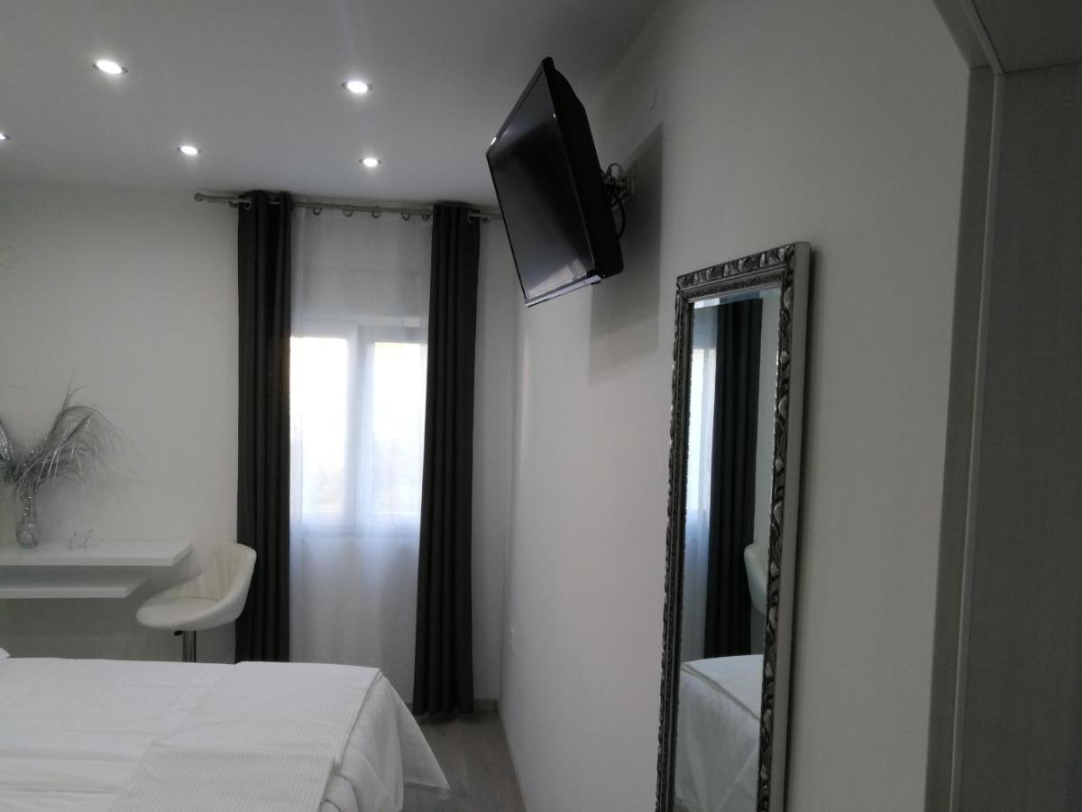Palladium II City Center Apartments Makarska Exterior photo